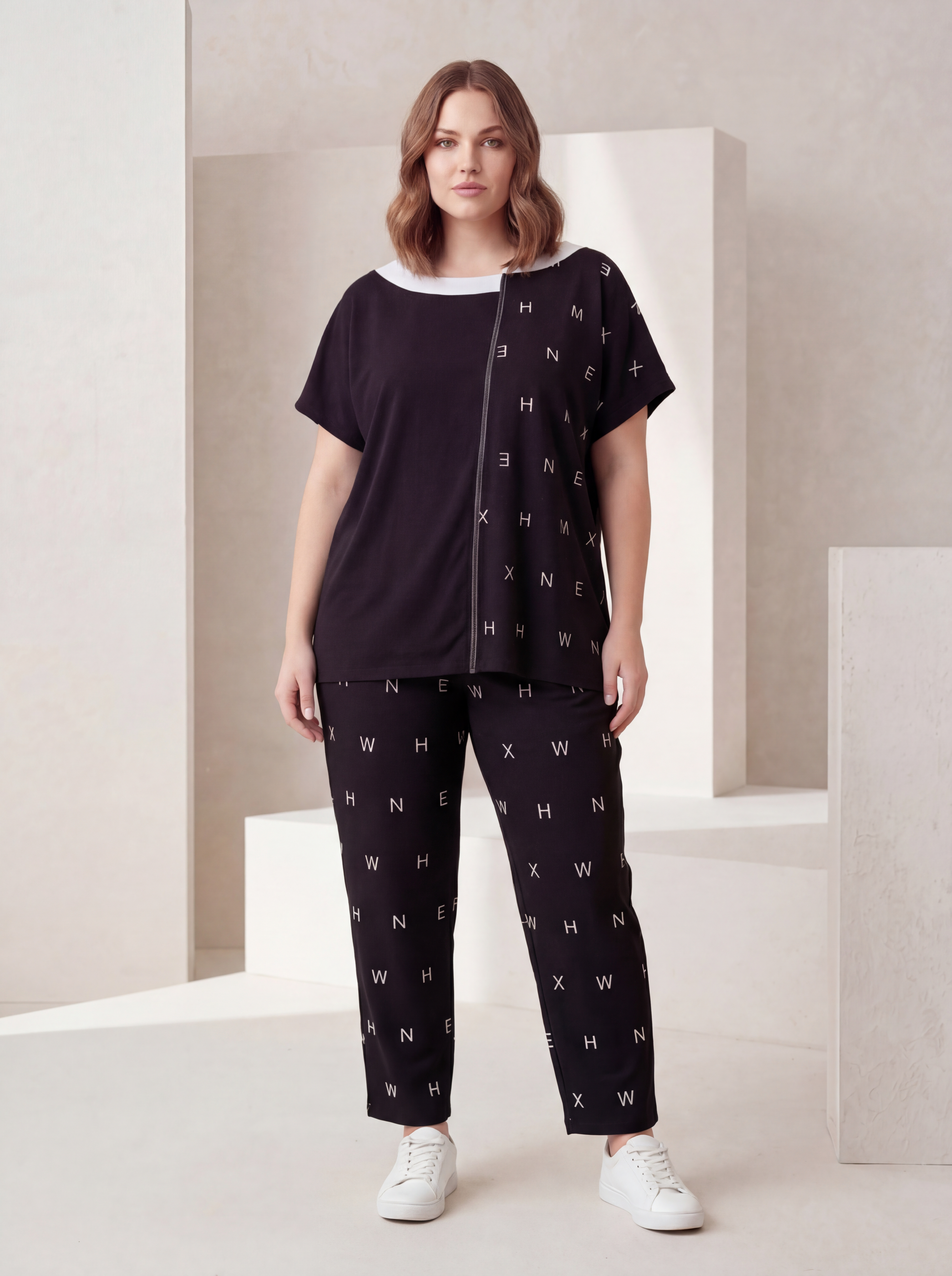 Set damă PLUS SIZE din material ușor cu design elegant