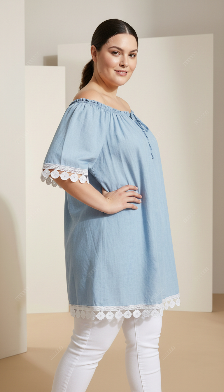 Tunică modernă din denim deschis cu broderie frumoasă