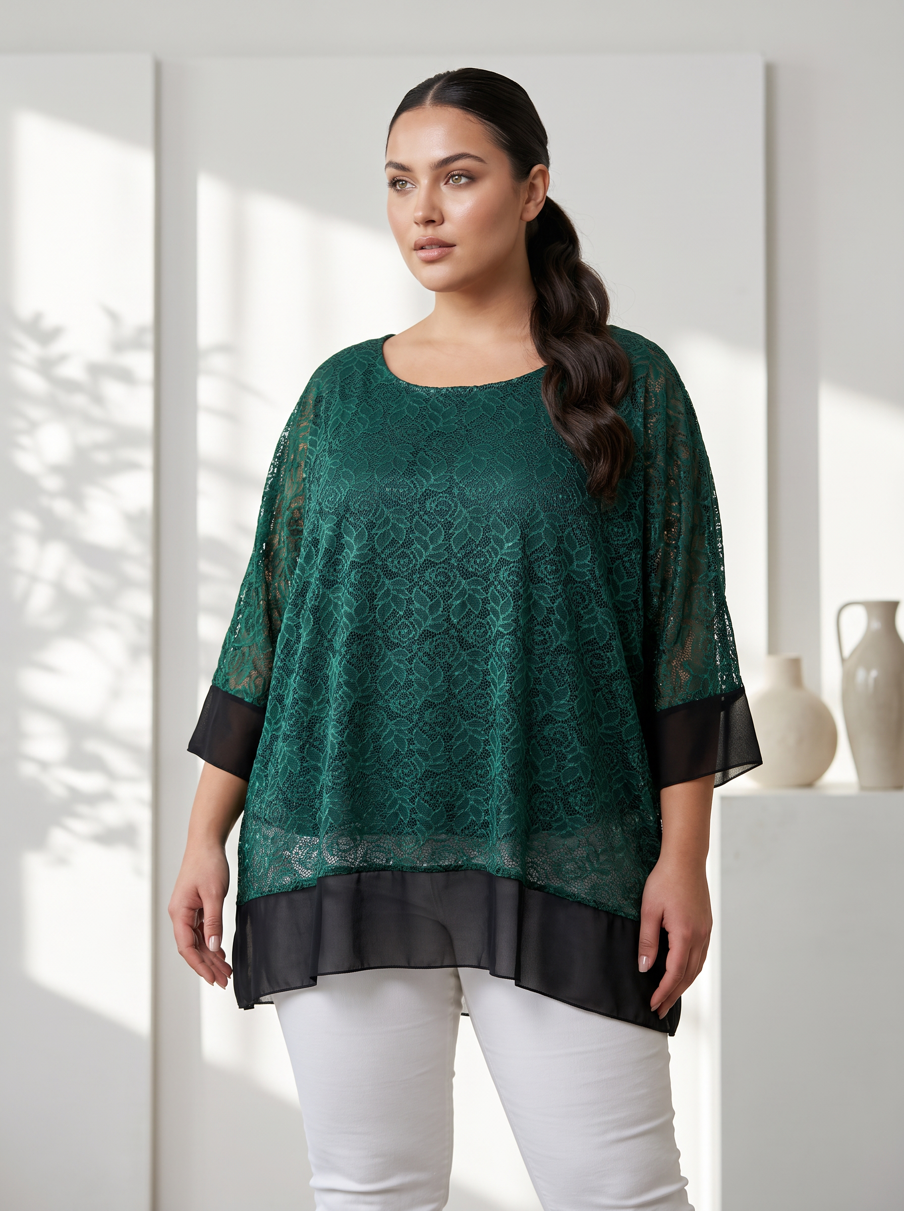Tunică maxi elegantă din dantelă verde cu accent rafinat din șifon