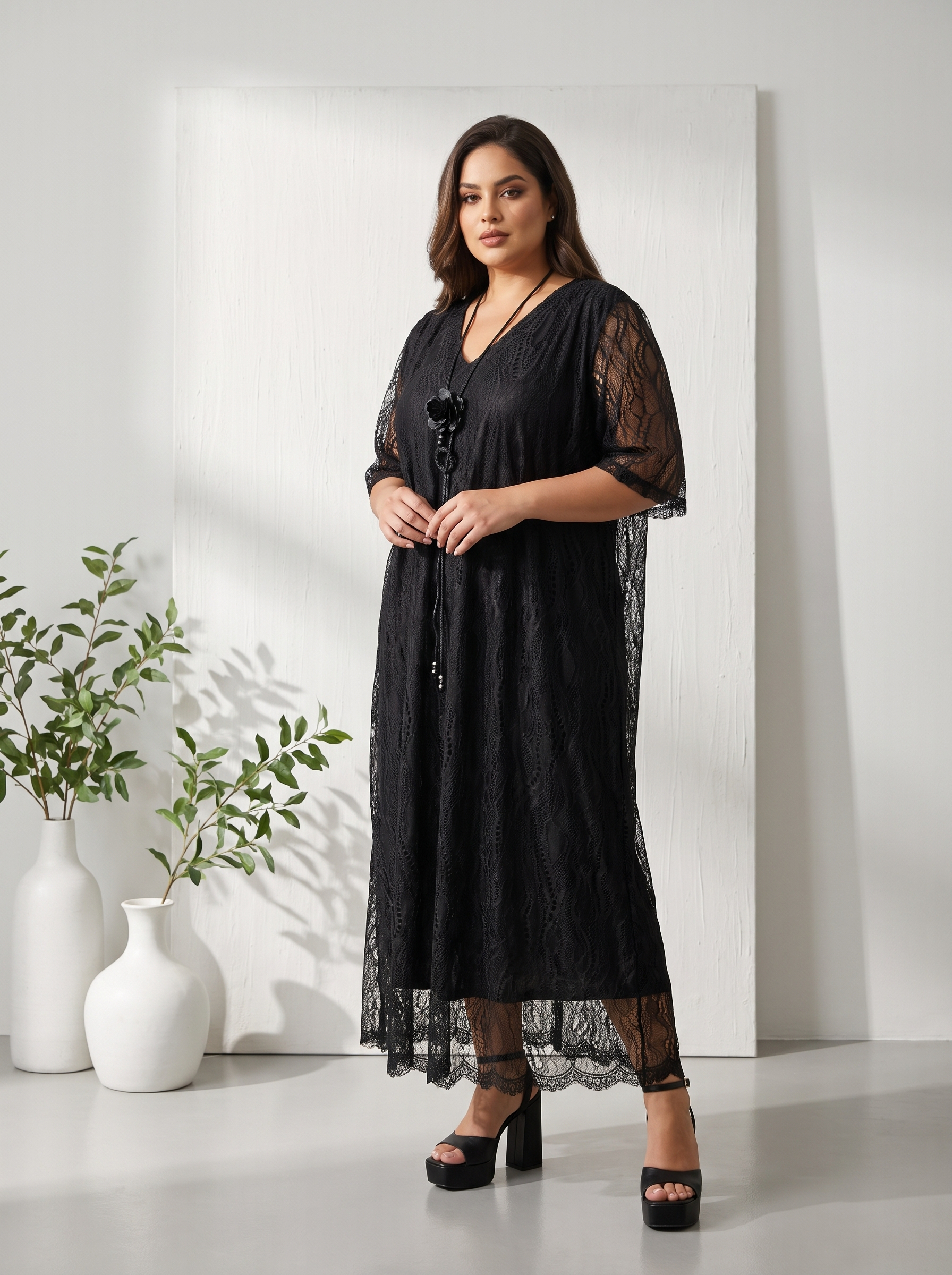 Rochie de lux croială elegantă neagră din dantelă cu colier inclus 