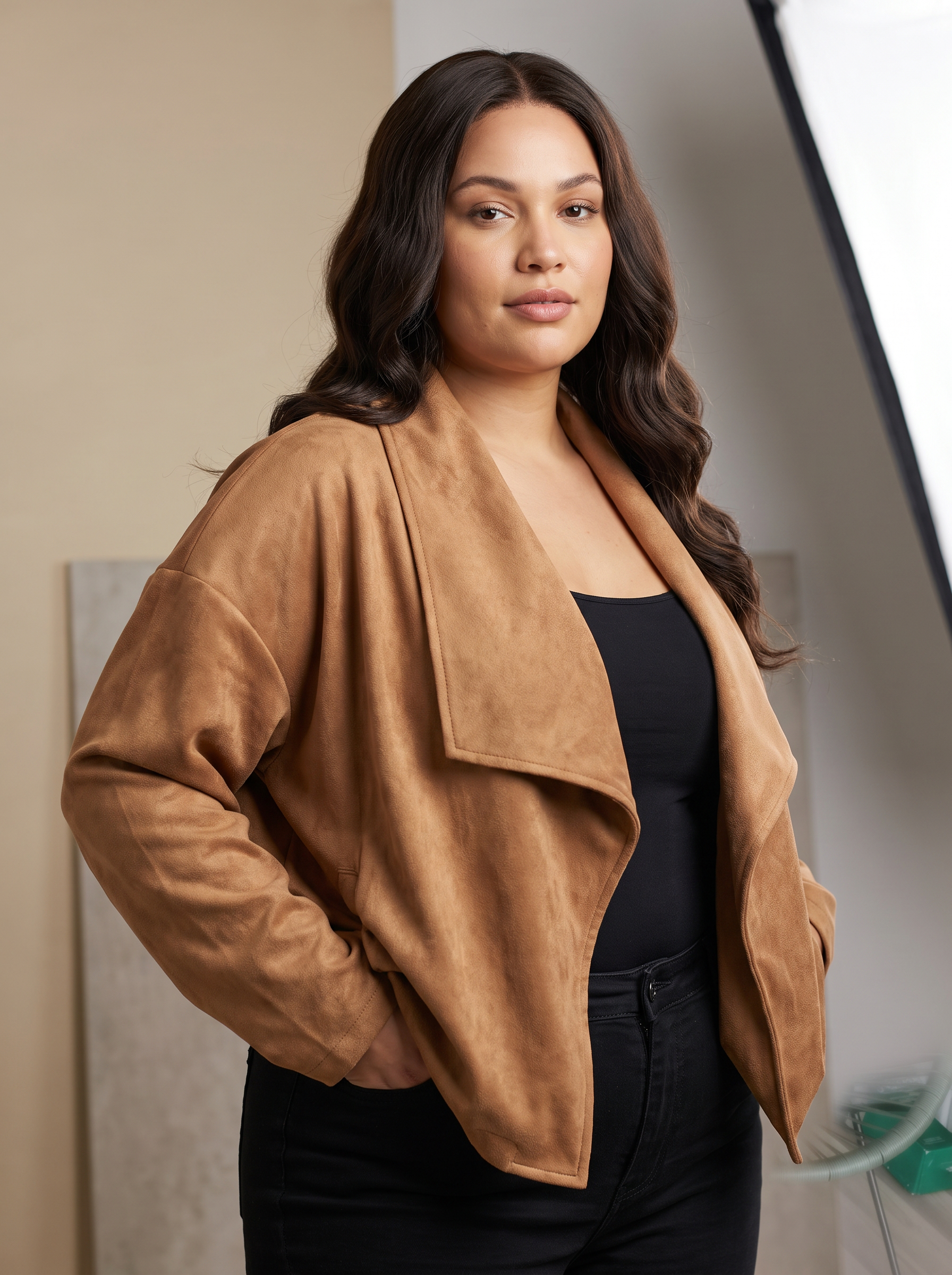 Jachetă elegantă maxi din velur în nuanță camel