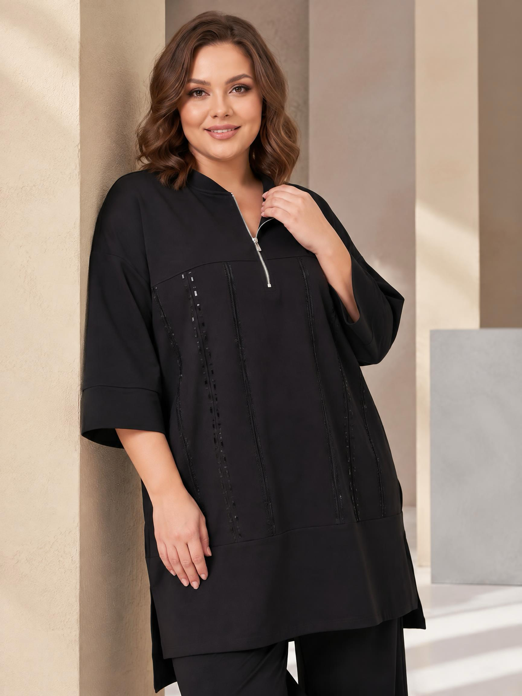 Compleu de designer negru cu croială deosebită