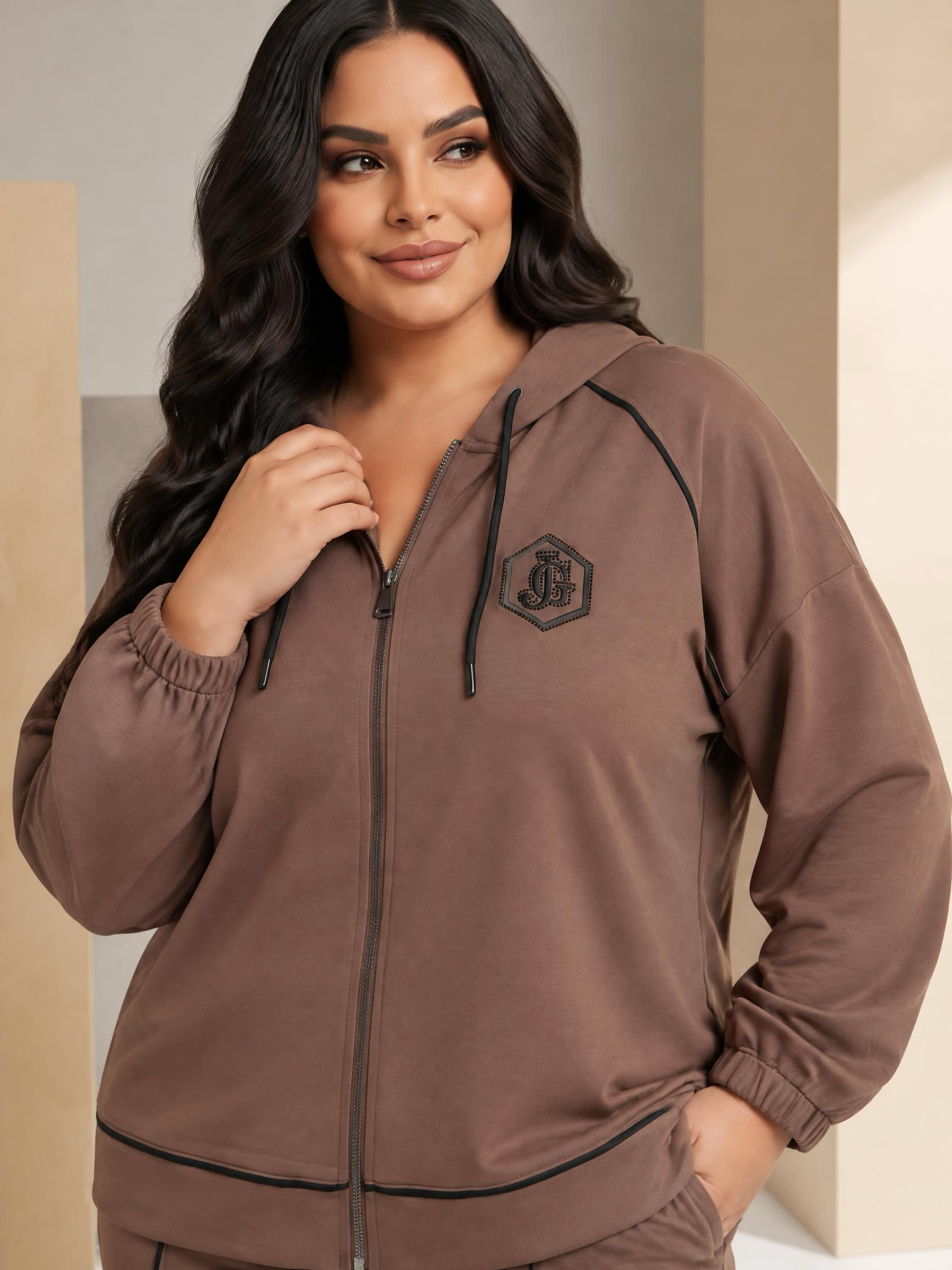 Compleu elegant cappuccino din tricot în mărimi mari