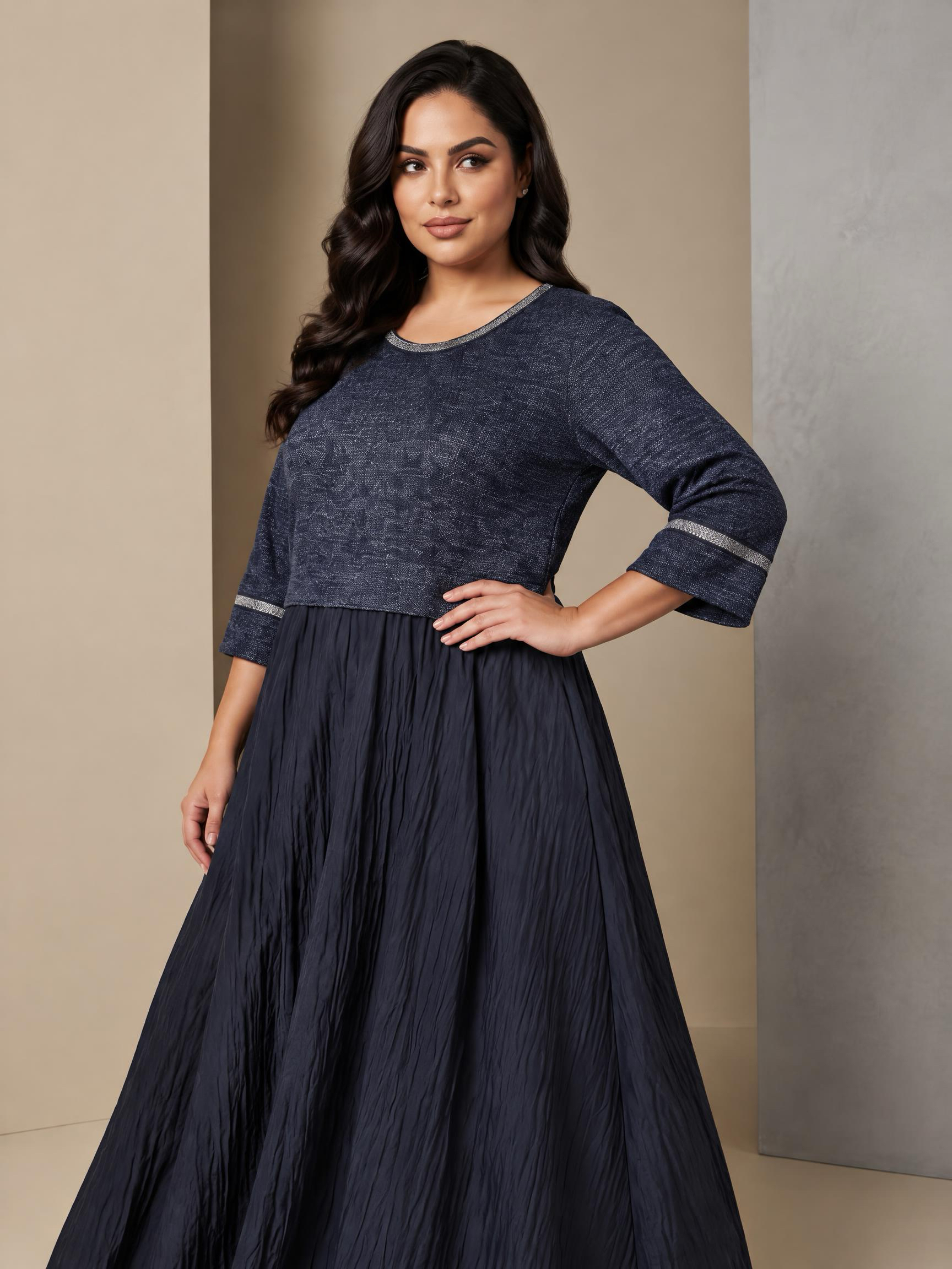 Rochie lungă elegantă bleumarin cu accent argintiu strălucitor 