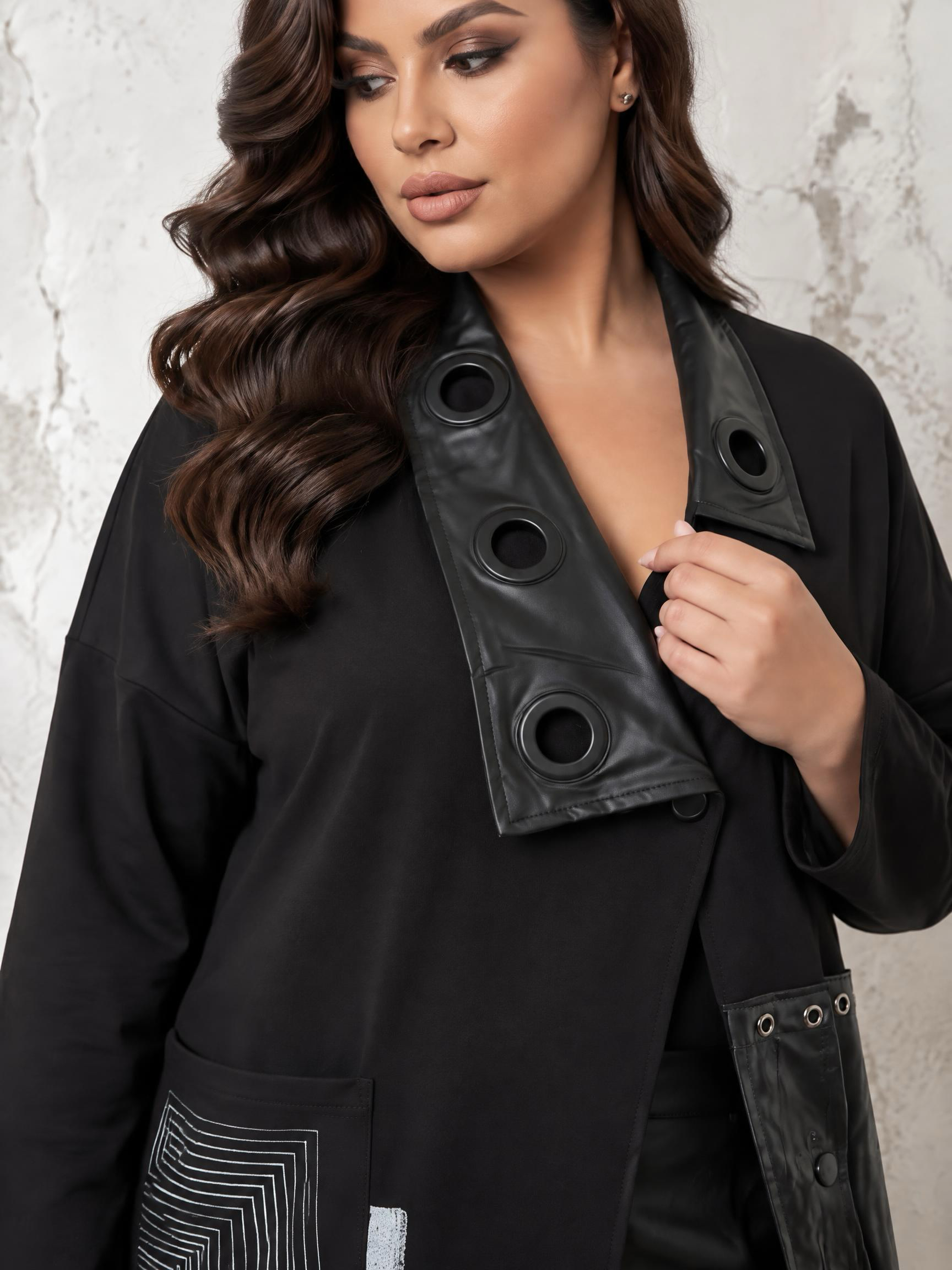 Cardigan lung de boutique cu detalii din piele și design modern