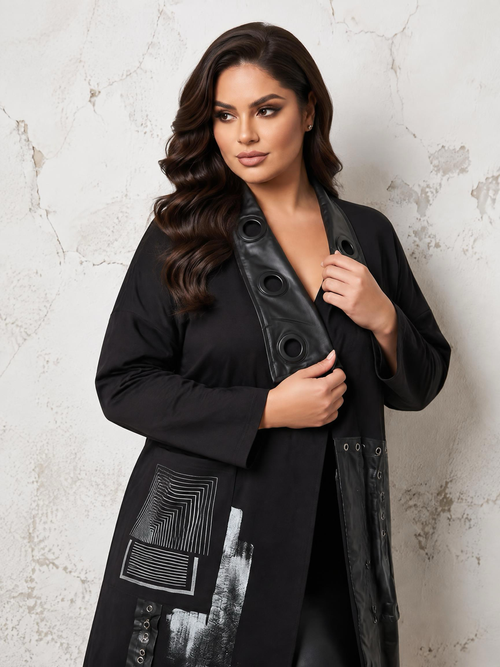 Cardigan lung de boutique cu detalii din piele și design modern