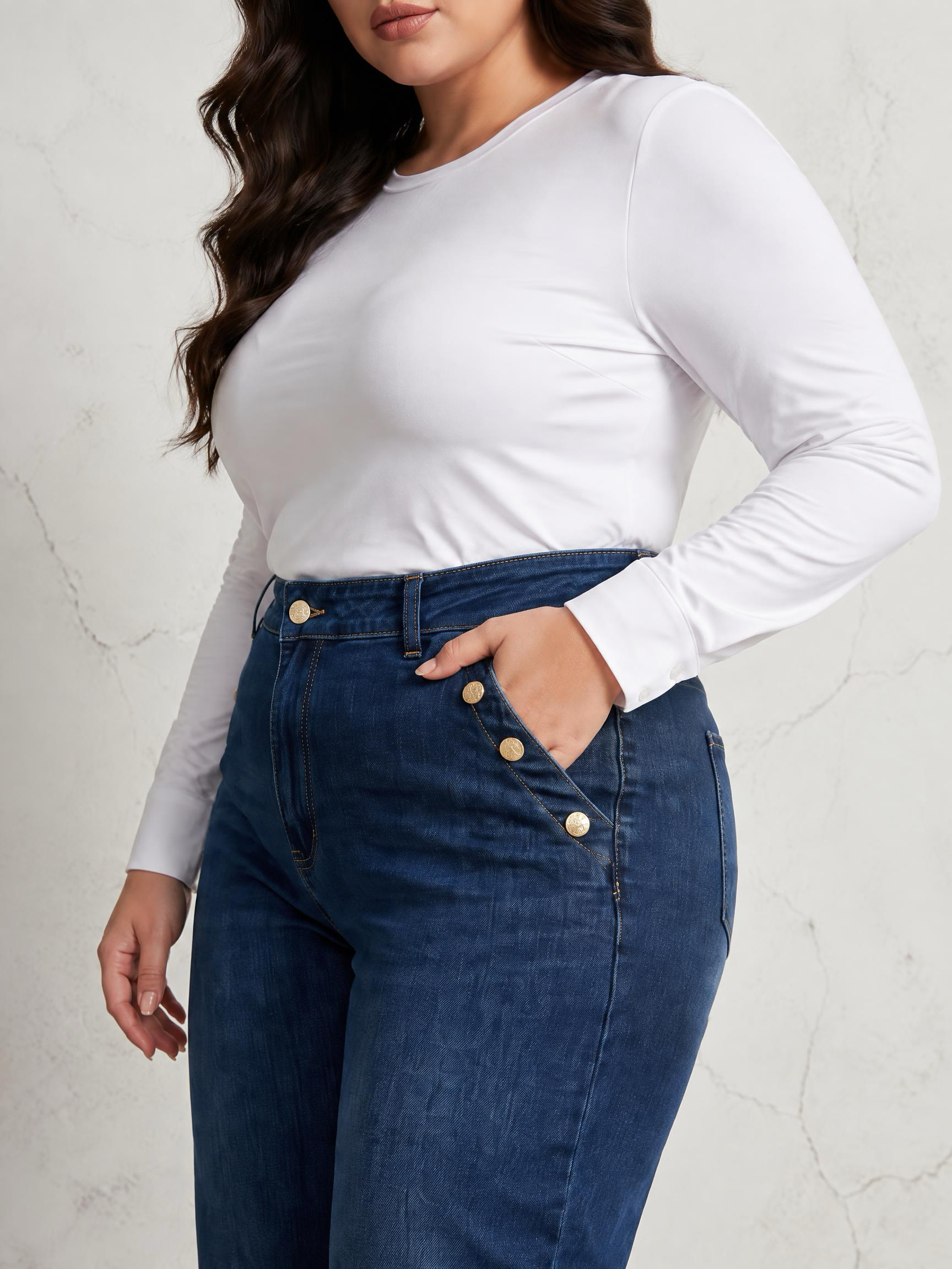 Blugi indigo închis cu croială largă și design modern