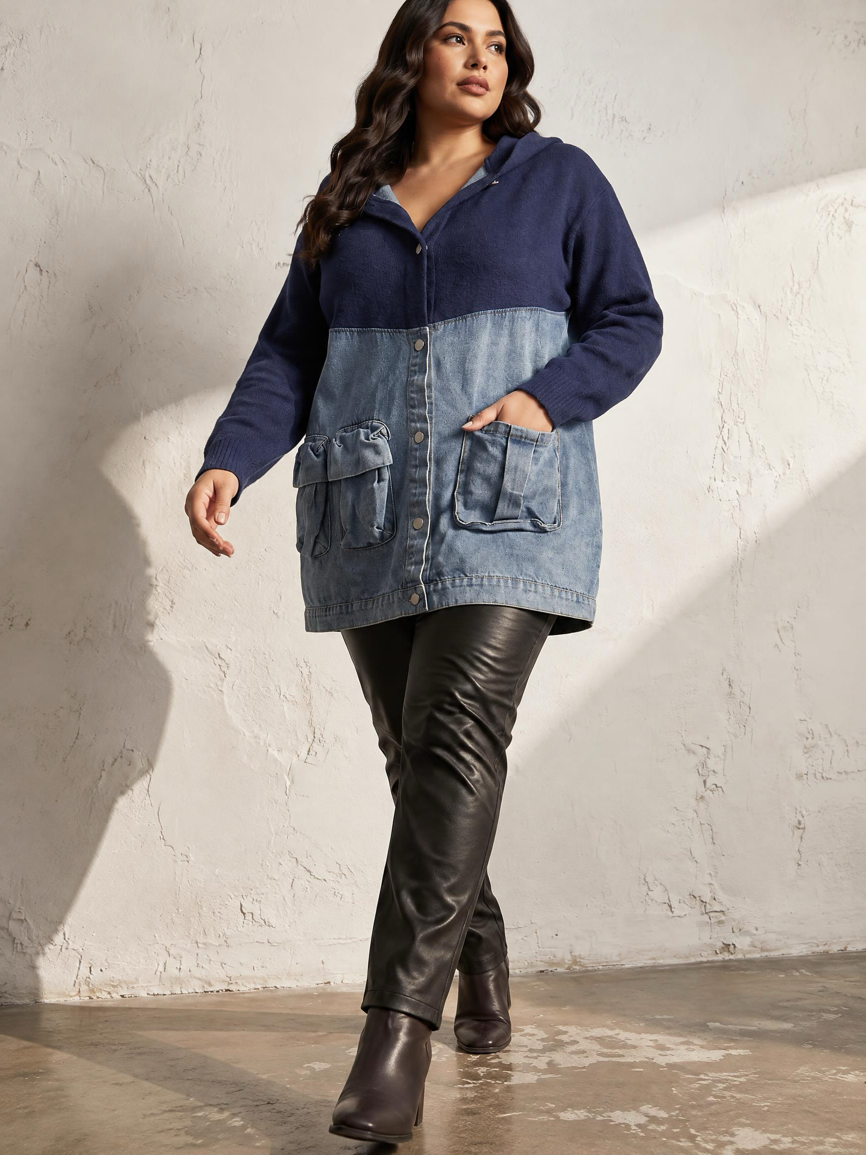 Jachetă maxi din denim cu inserții din tricot călduros CU ALBASTRU