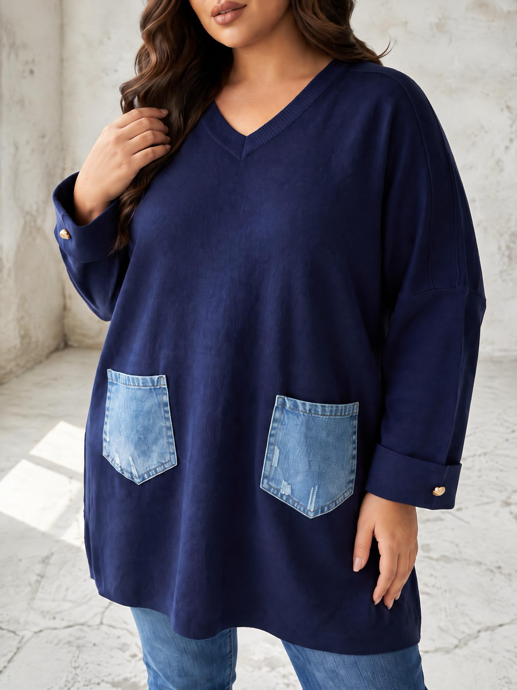 Tunică bleumarin din tricot fin cu buzunare din denim