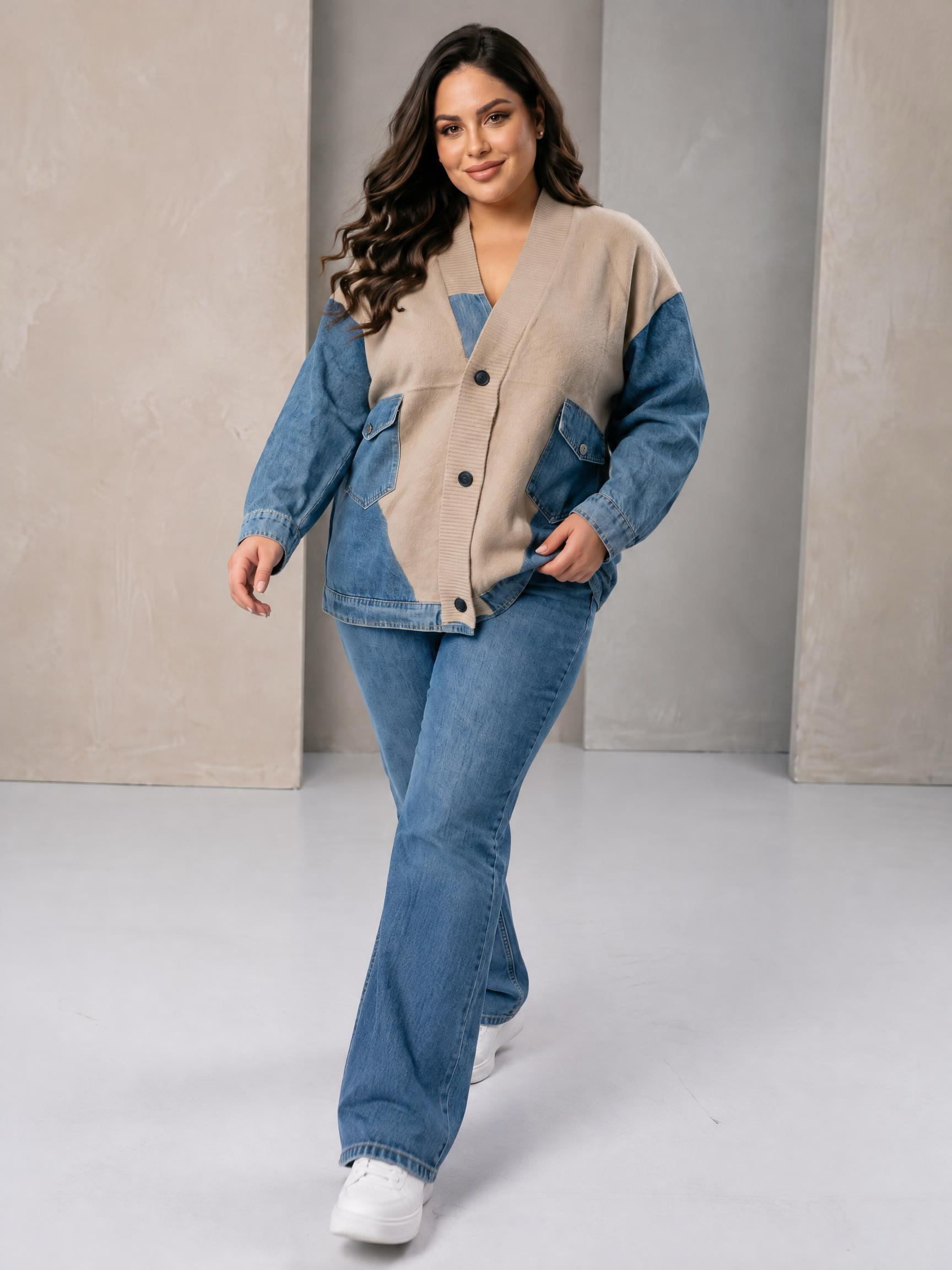 Jachetă modernă din denim cu inserții din tricot bej