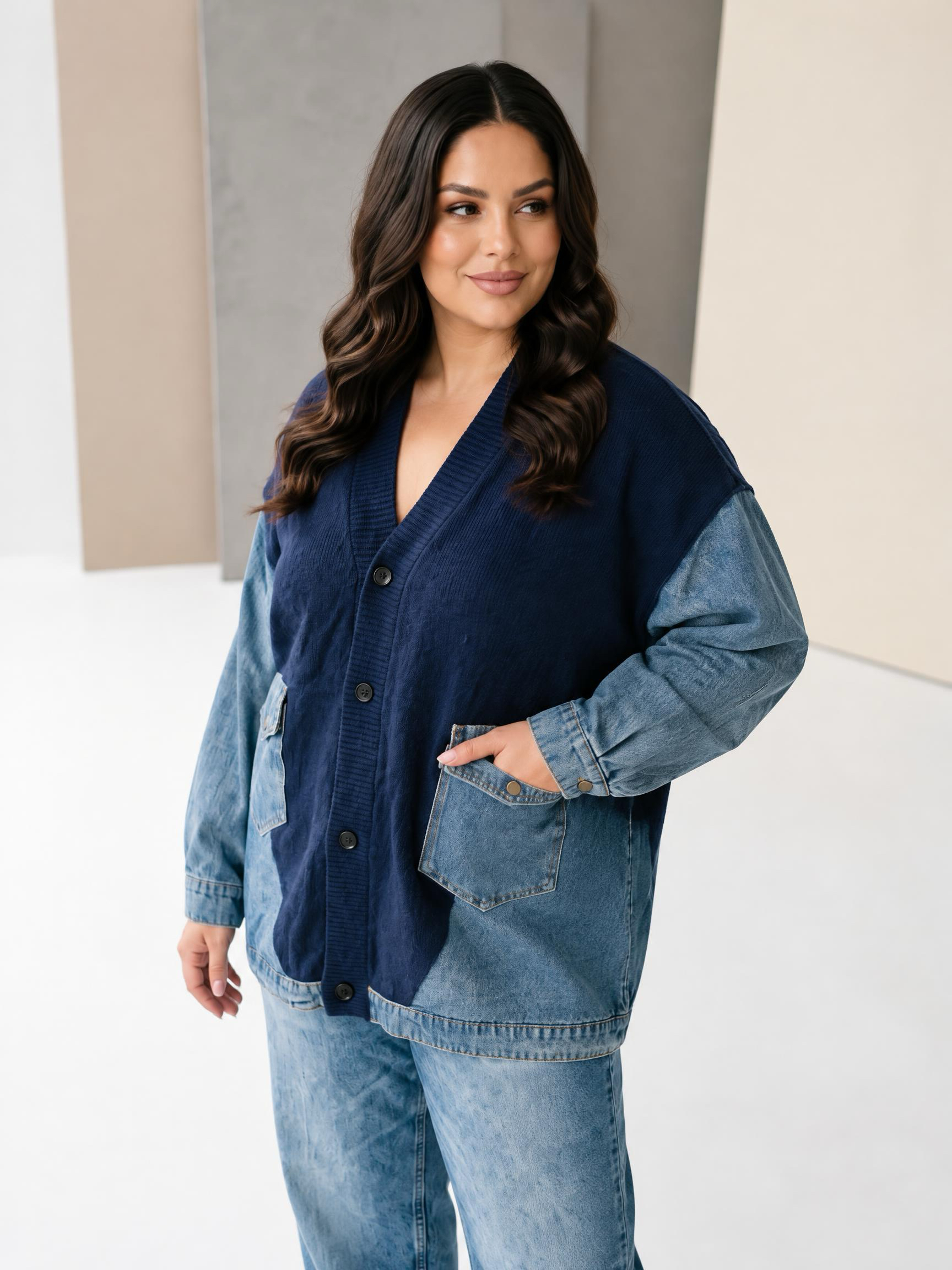 Jachetă modernă din denim cu inserții din tricot bleumarin