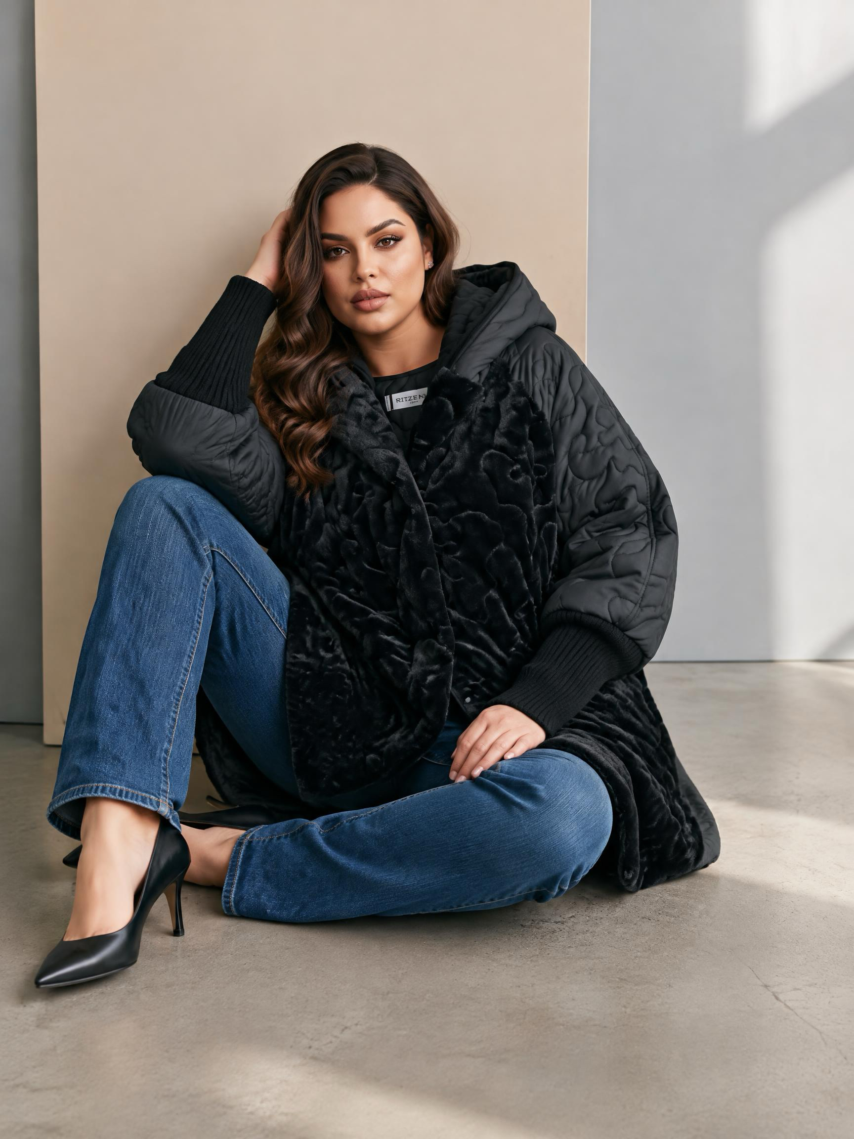 Geacă de iarnă designer cu detalii pufoase
