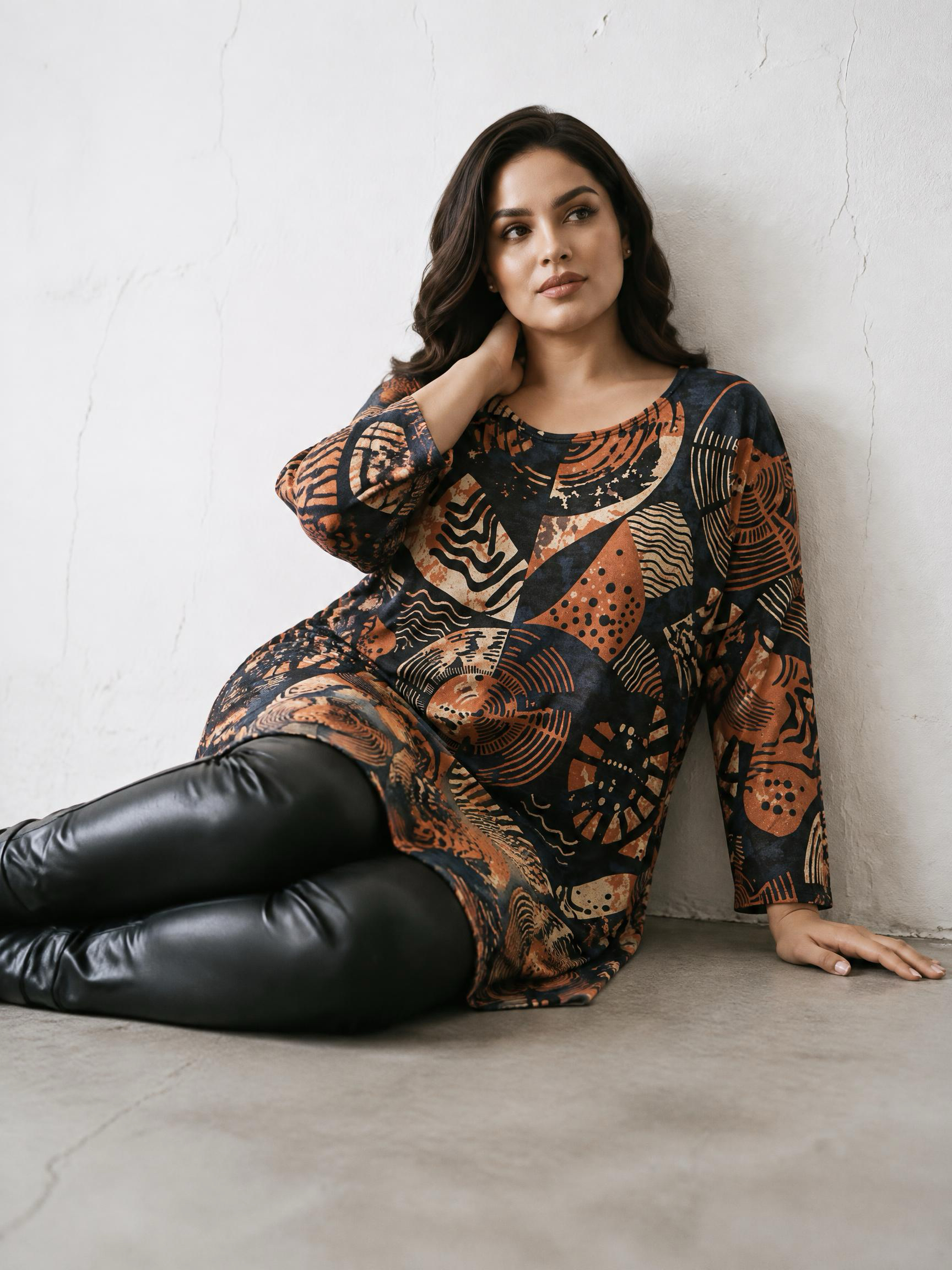 Tunică maxi de damă cu eleganță geometrică 