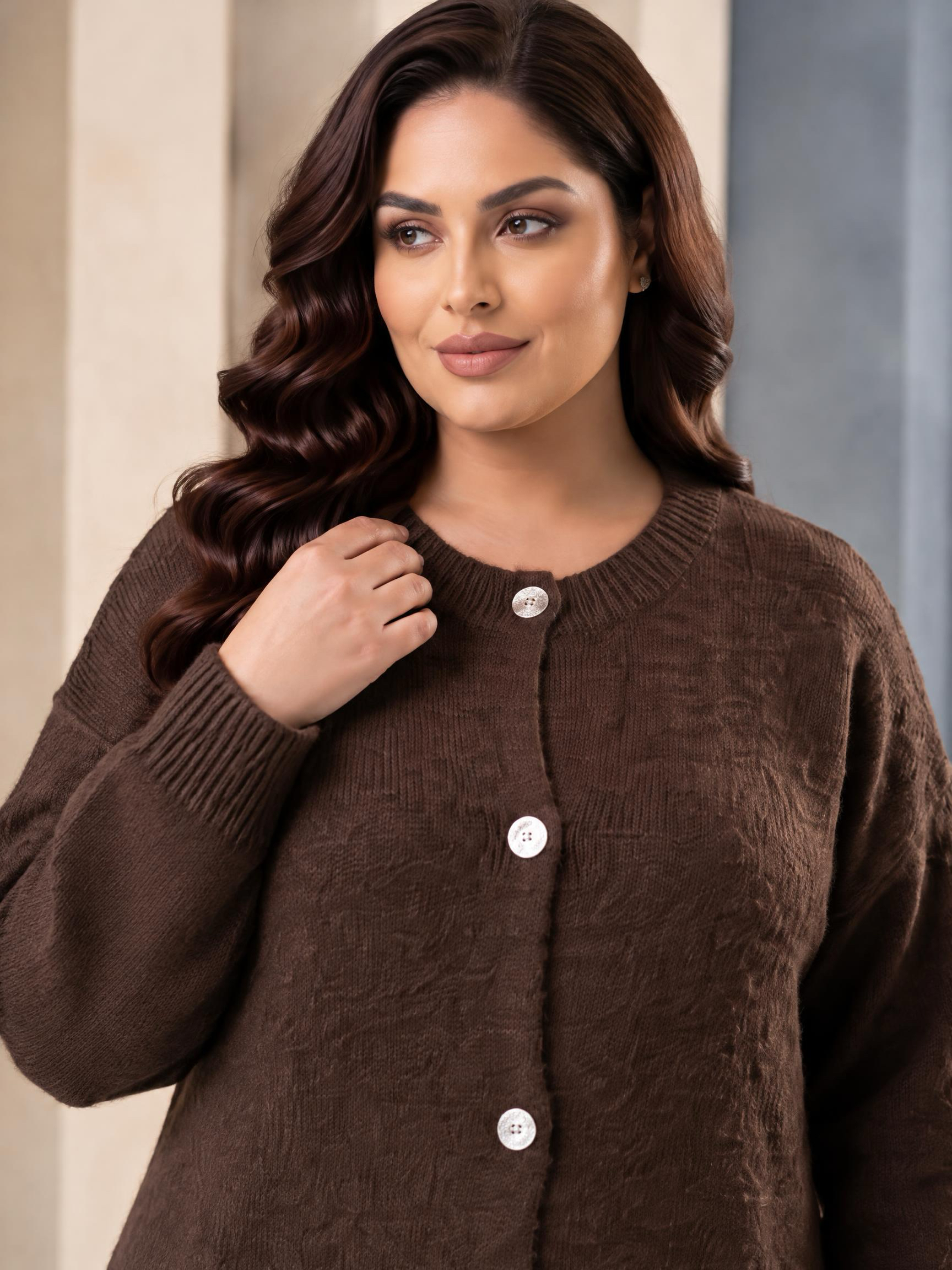 Cardigan maxi delicat în nuanță de maro cu dantelă fină