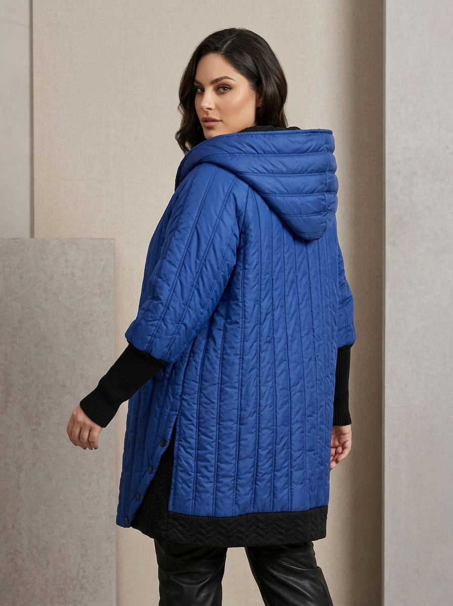 GEACĂ DE IARNĂ MAXI DIN COLECȚIA DESIGNER ÎN ALBASTRU REGAL