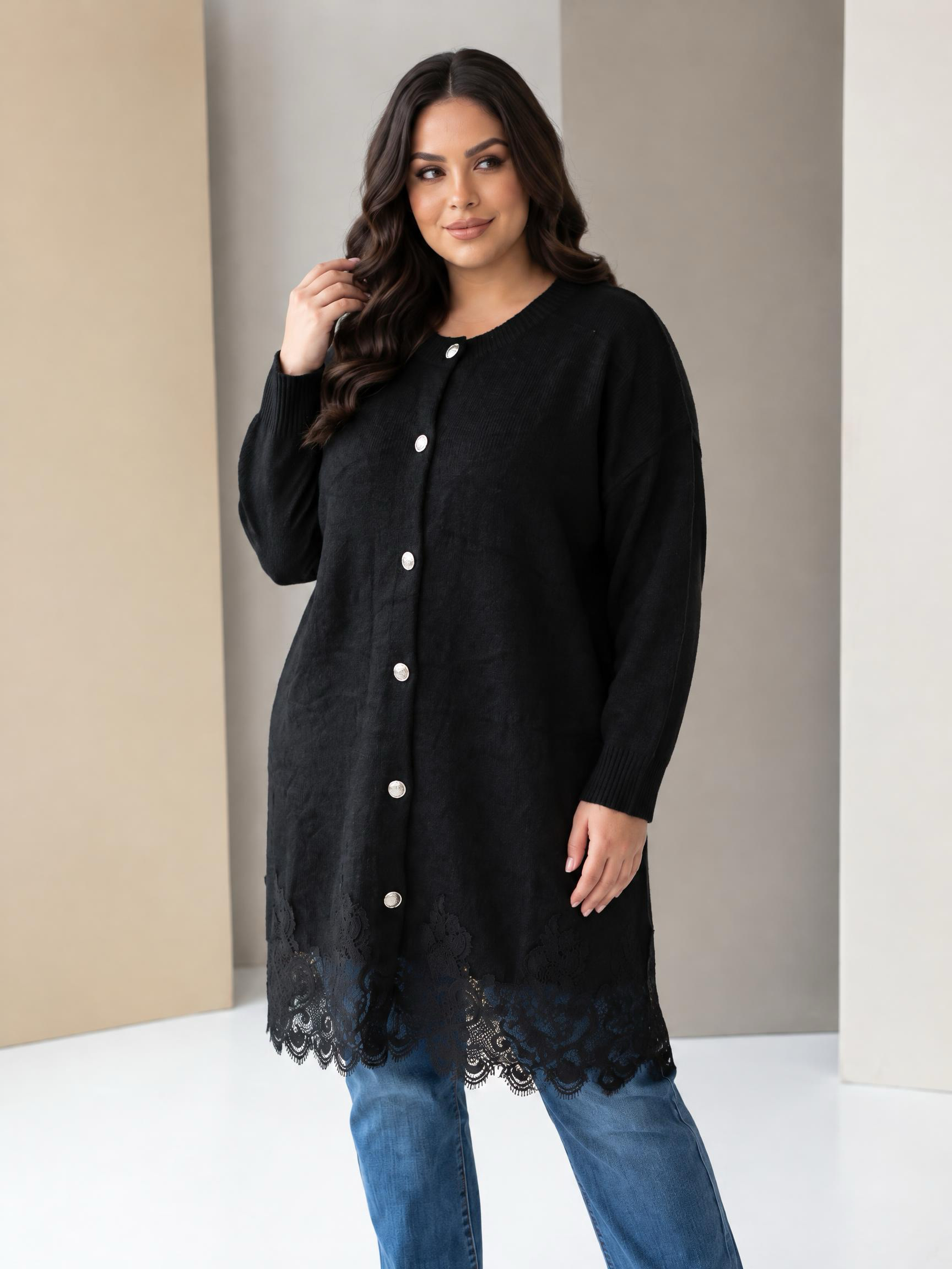Cardigan maxi negru evazat cu dantelă fină
