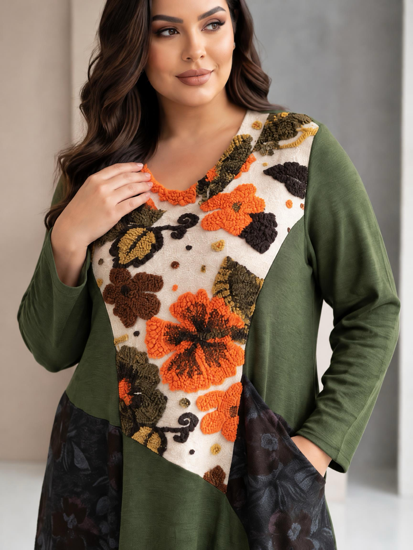 Rochie groasă verde măsliniu cu aplicații florale deosebite