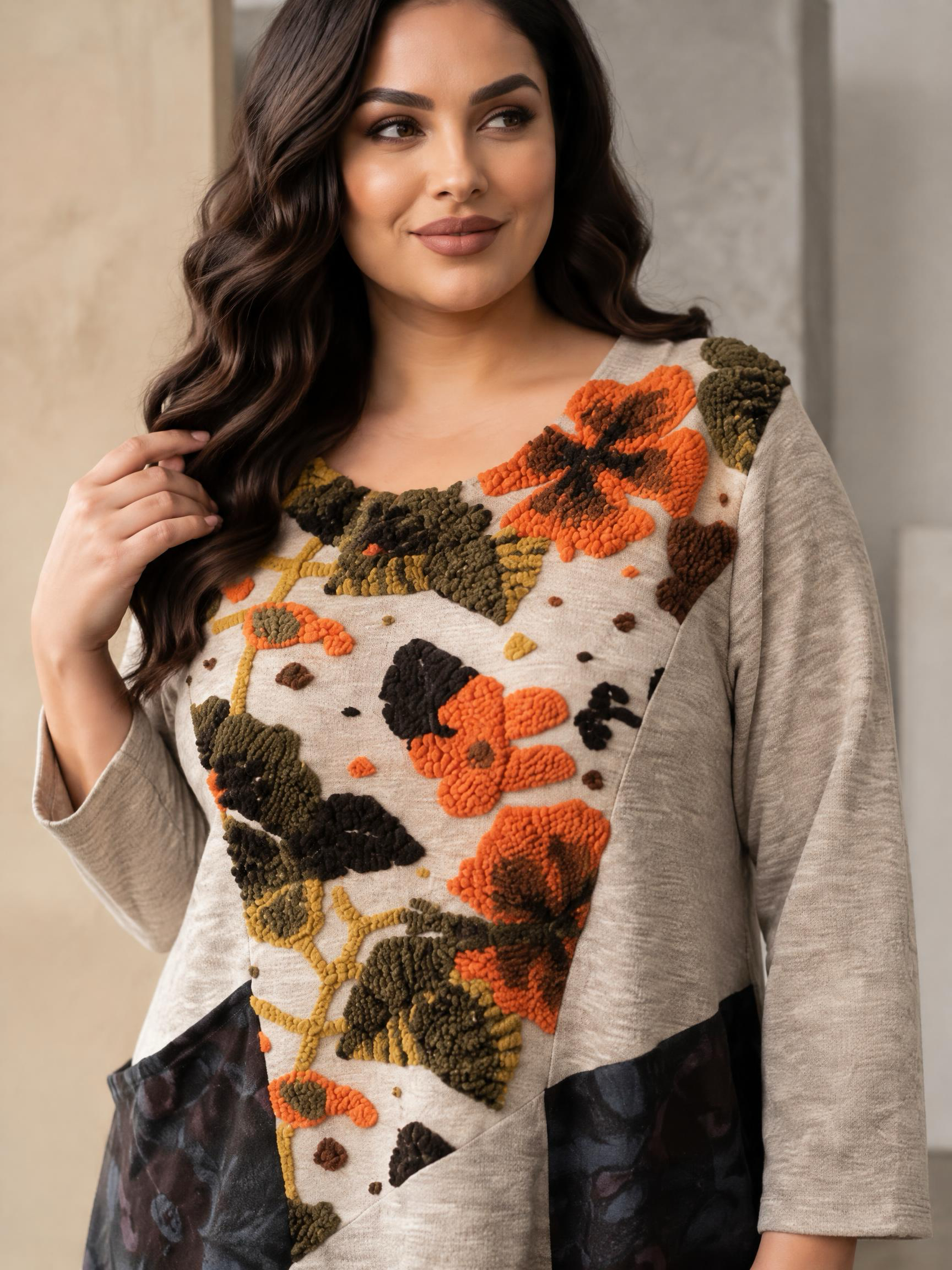 Rochie groasă de culoare mocha cu ornamente florale