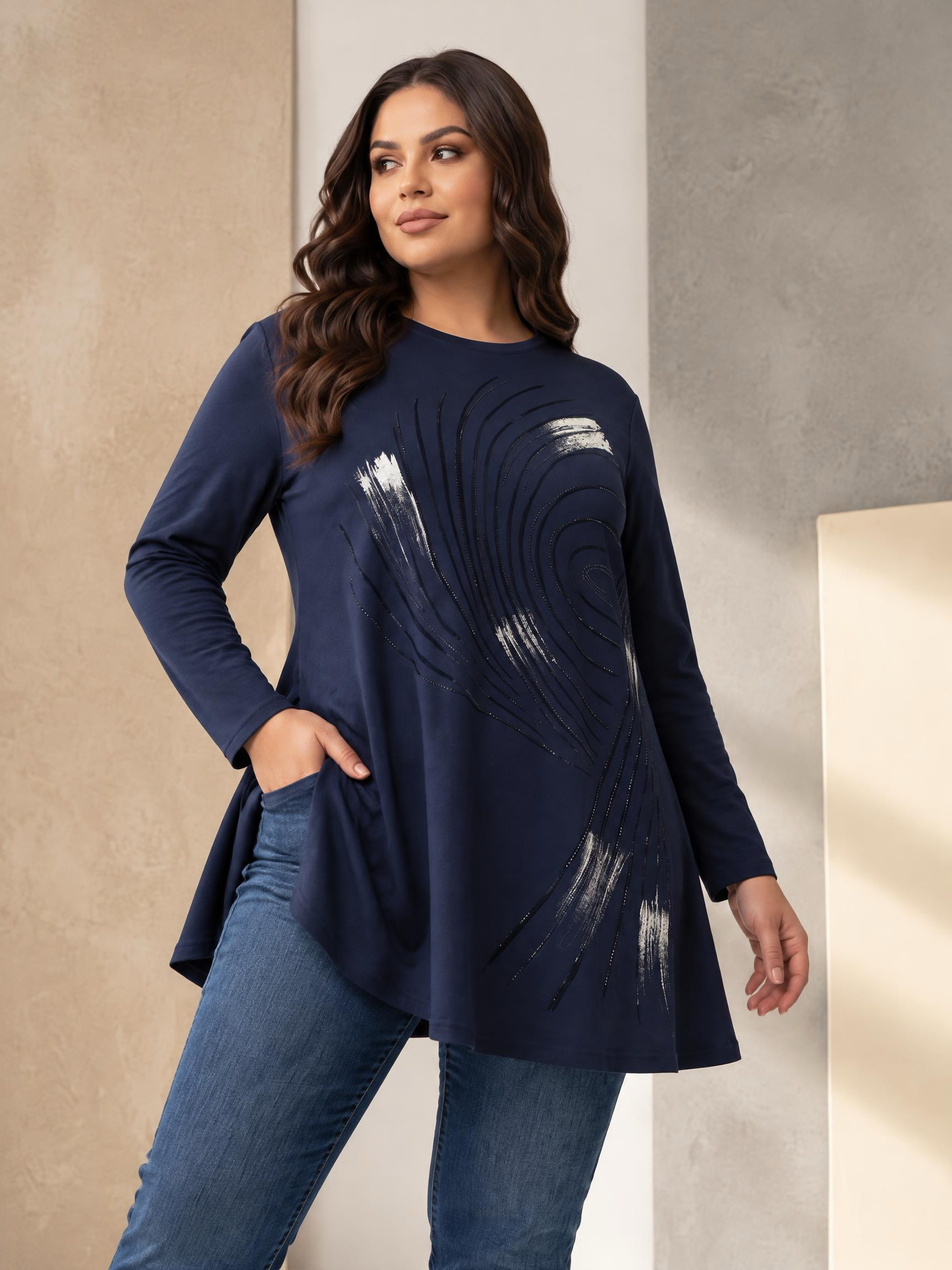 Tunică maxi albastră evazată cu design modern