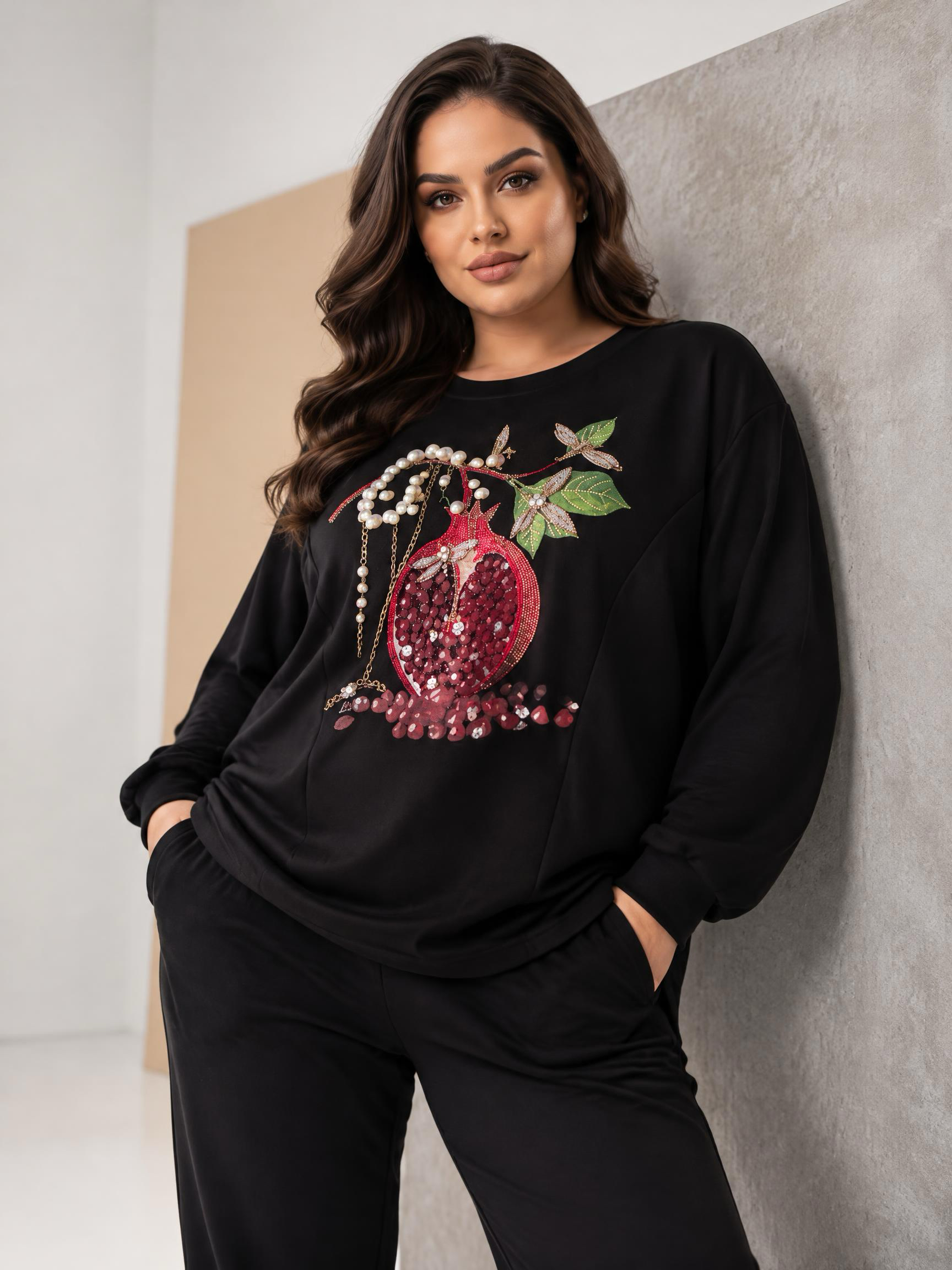 Compleu de lux bluza cu decorație de rodie perle și pietricele