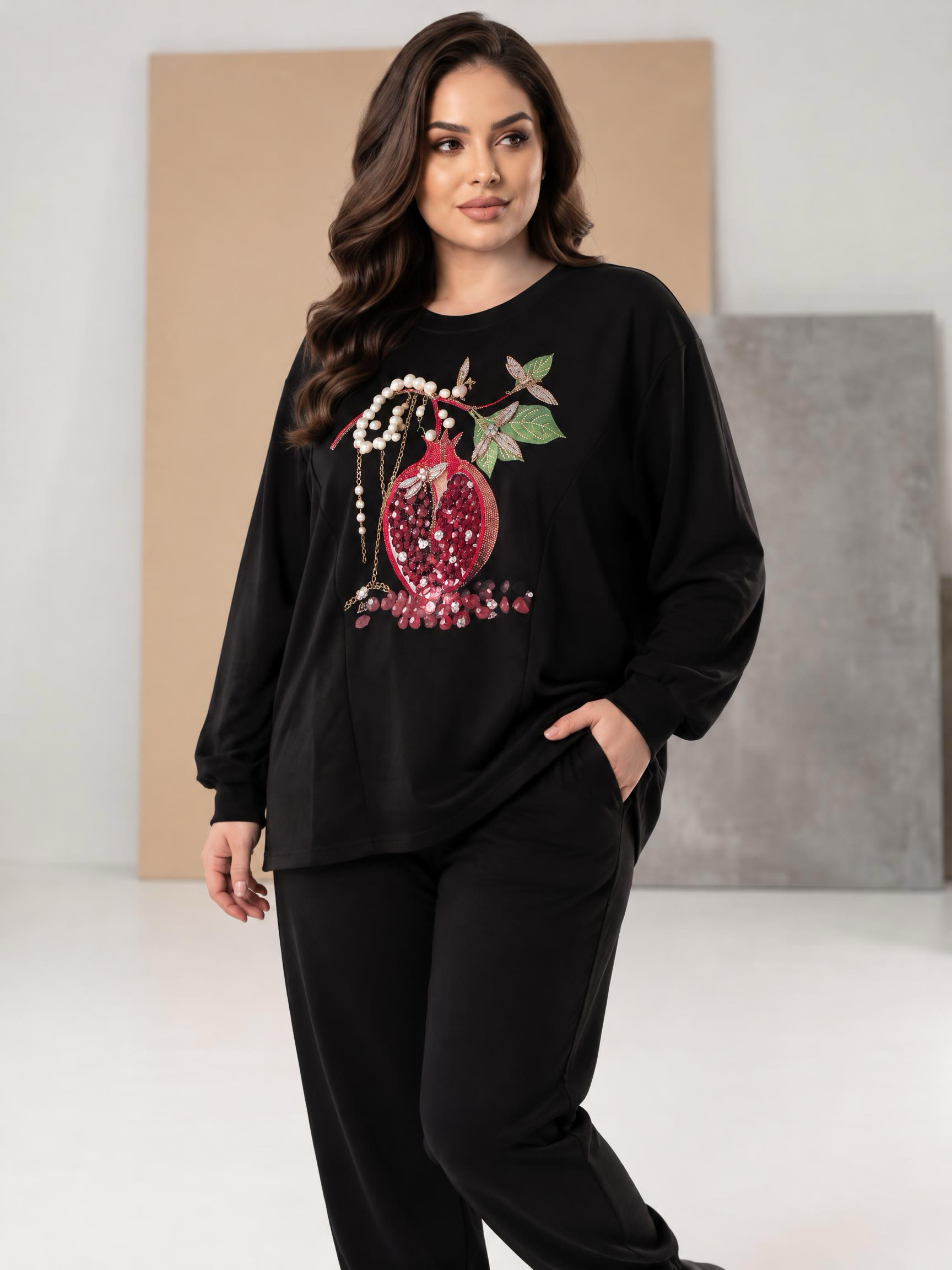 Compleu de lux bluza cu decorație de rodie perle și pietricele