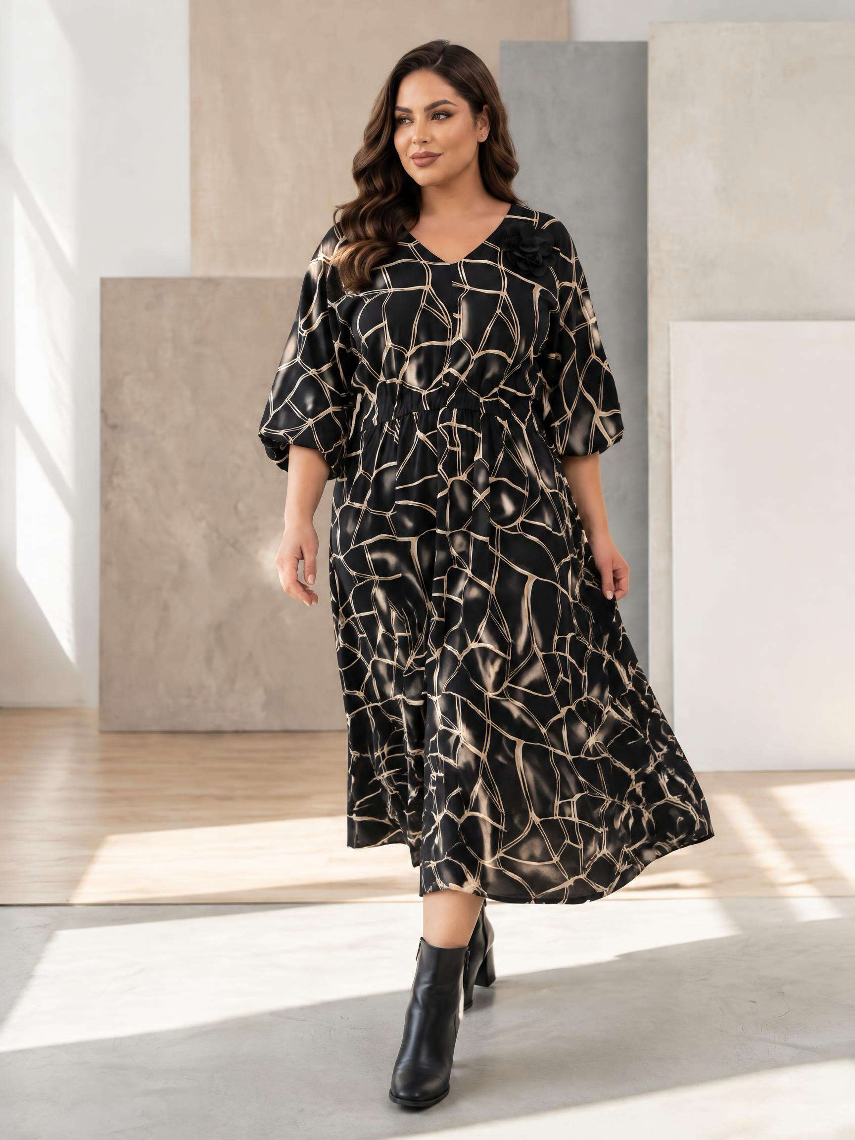 Rochie elegantă de lux alb-negru cu mâneci bufante 