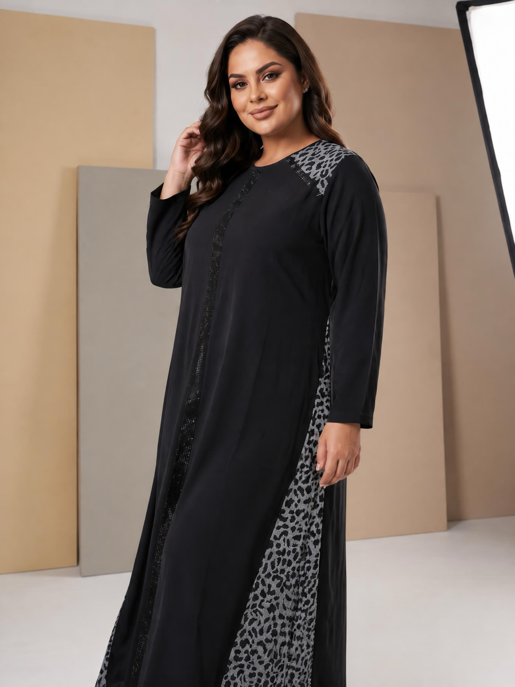 Rochie lungă luxoasă neagră cu accente leopard