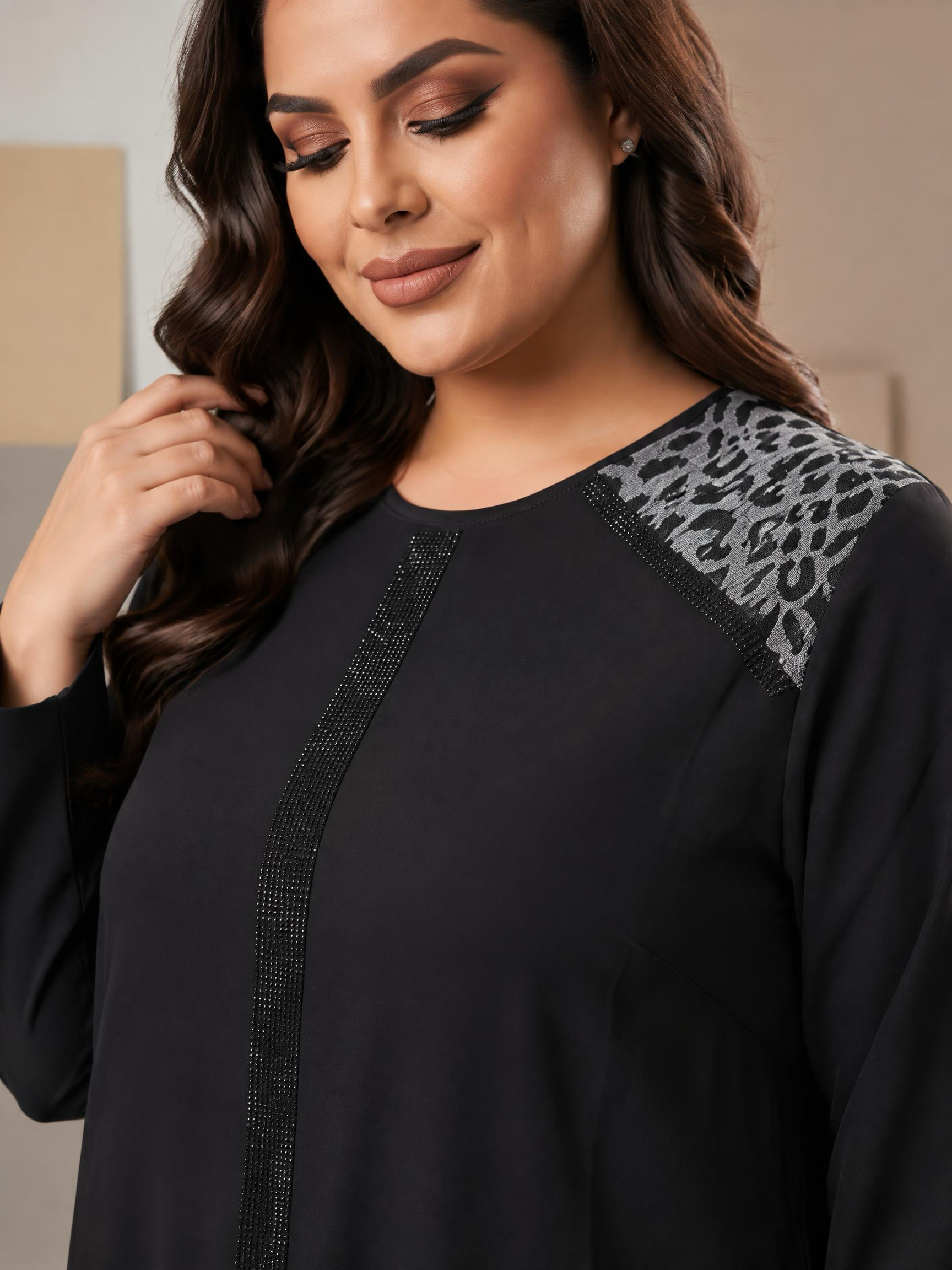 Rochie lungă luxoasă neagră cu accente leopard