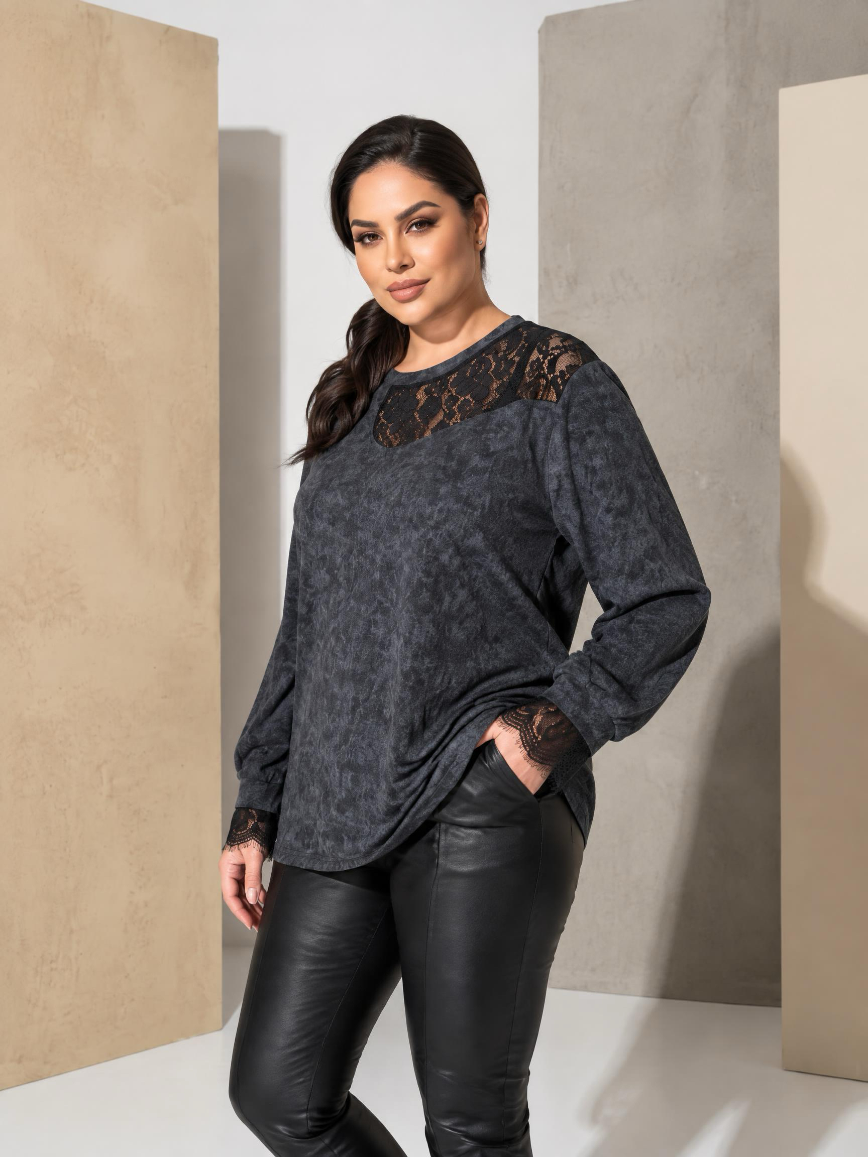 Tunică maxi grafit cu design elegant și detalii din dantelă