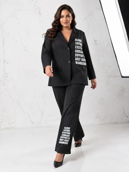 Compleu luxos în stil sport-elegant cu sacou și pantaloni