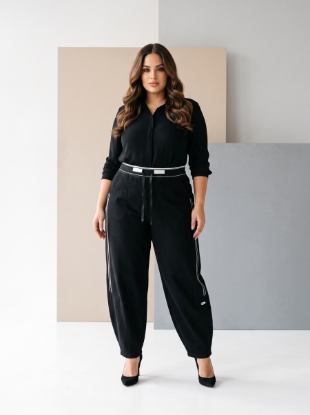 Pantaloni largi din tricot ferm cu dungi albe laterale